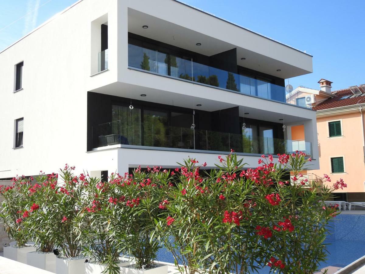 רוביני Luxury Apartments Magali 1 מראה חיצוני תמונה