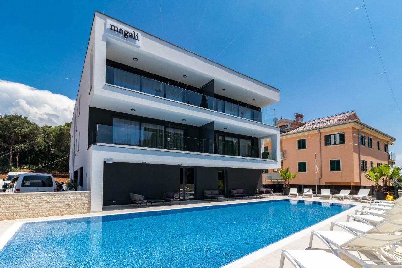 רוביני Luxury Apartments Magali 1 מראה חיצוני תמונה