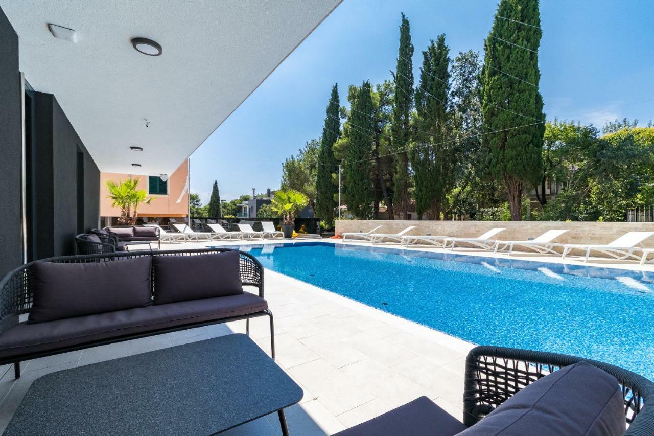 רוביני Luxury Apartments Magali 1 מראה חיצוני תמונה