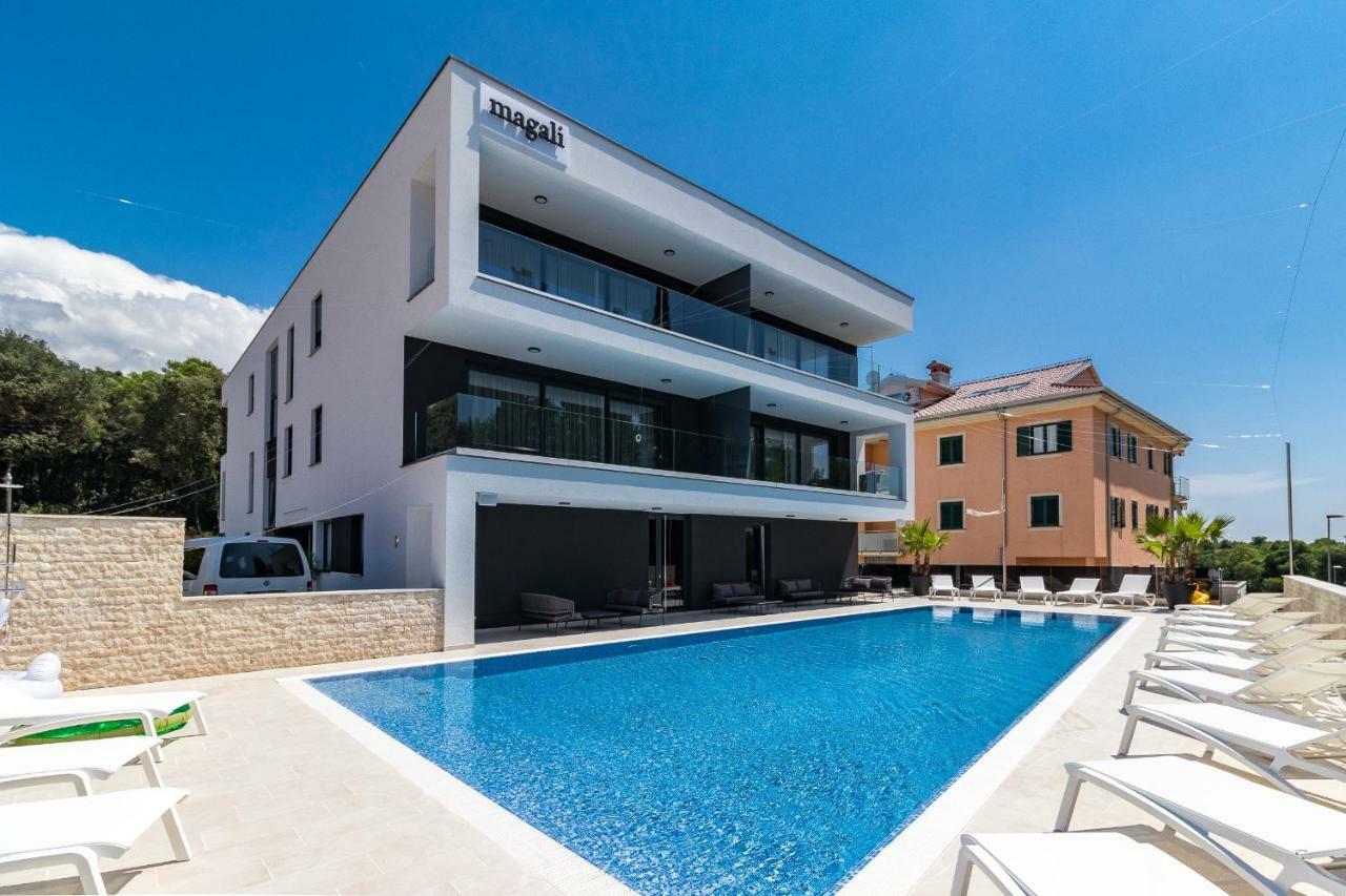 רוביני Luxury Apartments Magali 1 מראה חיצוני תמונה