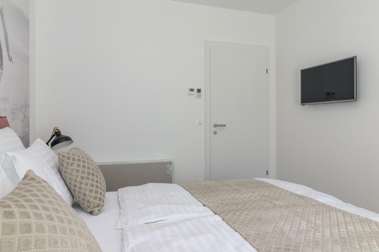 רוביני Luxury Apartments Magali 1 מראה חיצוני תמונה