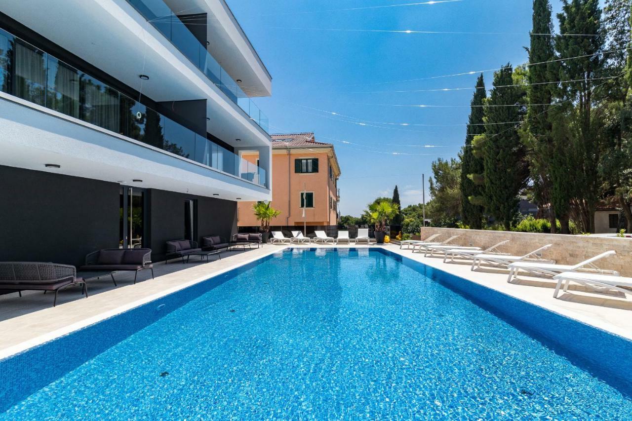 רוביני Luxury Apartments Magali 1 מראה חיצוני תמונה