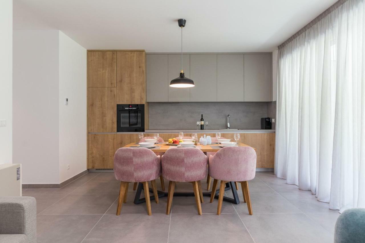 רוביני Luxury Apartments Magali 1 מראה חיצוני תמונה