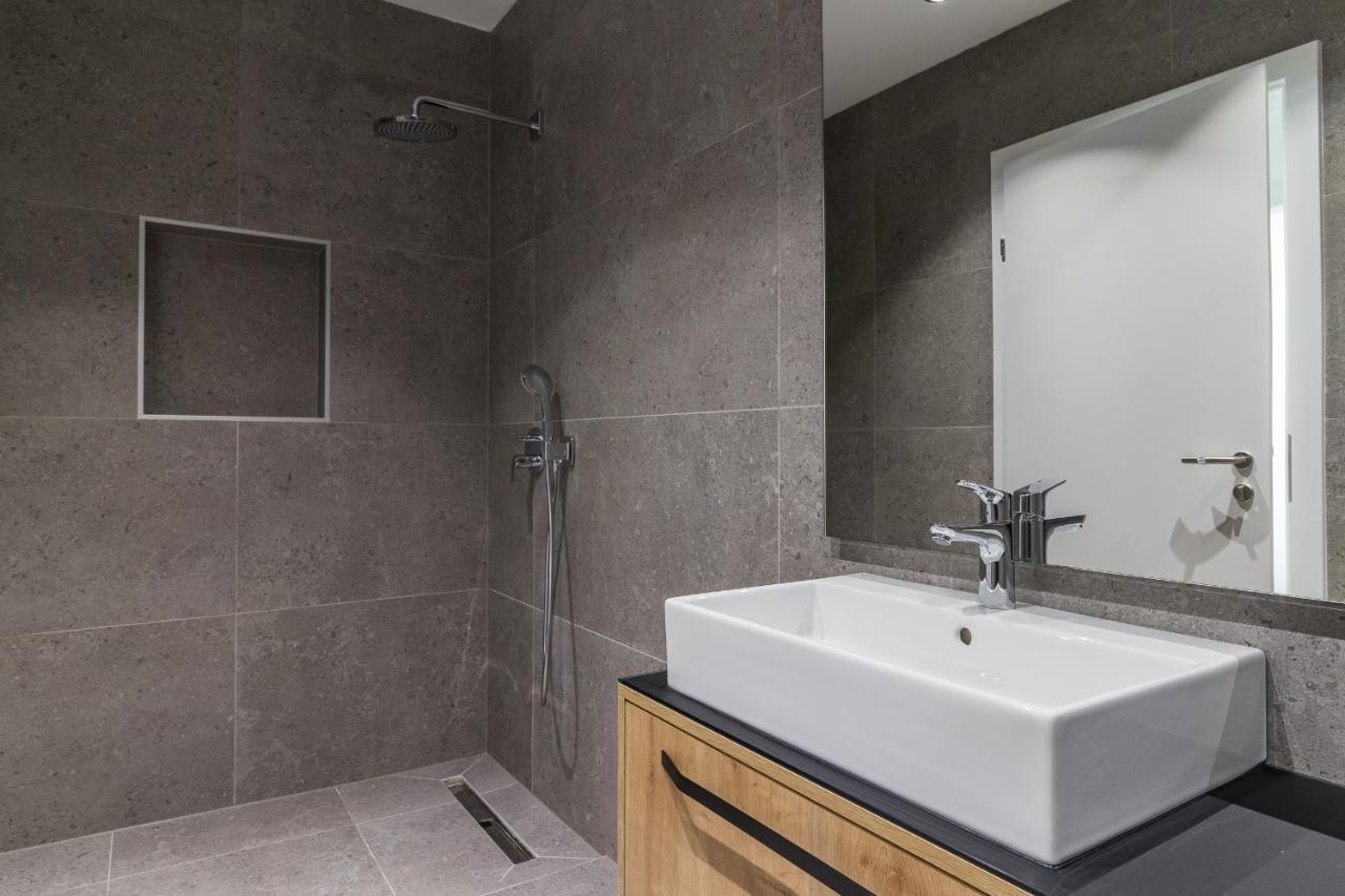 רוביני Luxury Apartments Magali 1 מראה חיצוני תמונה