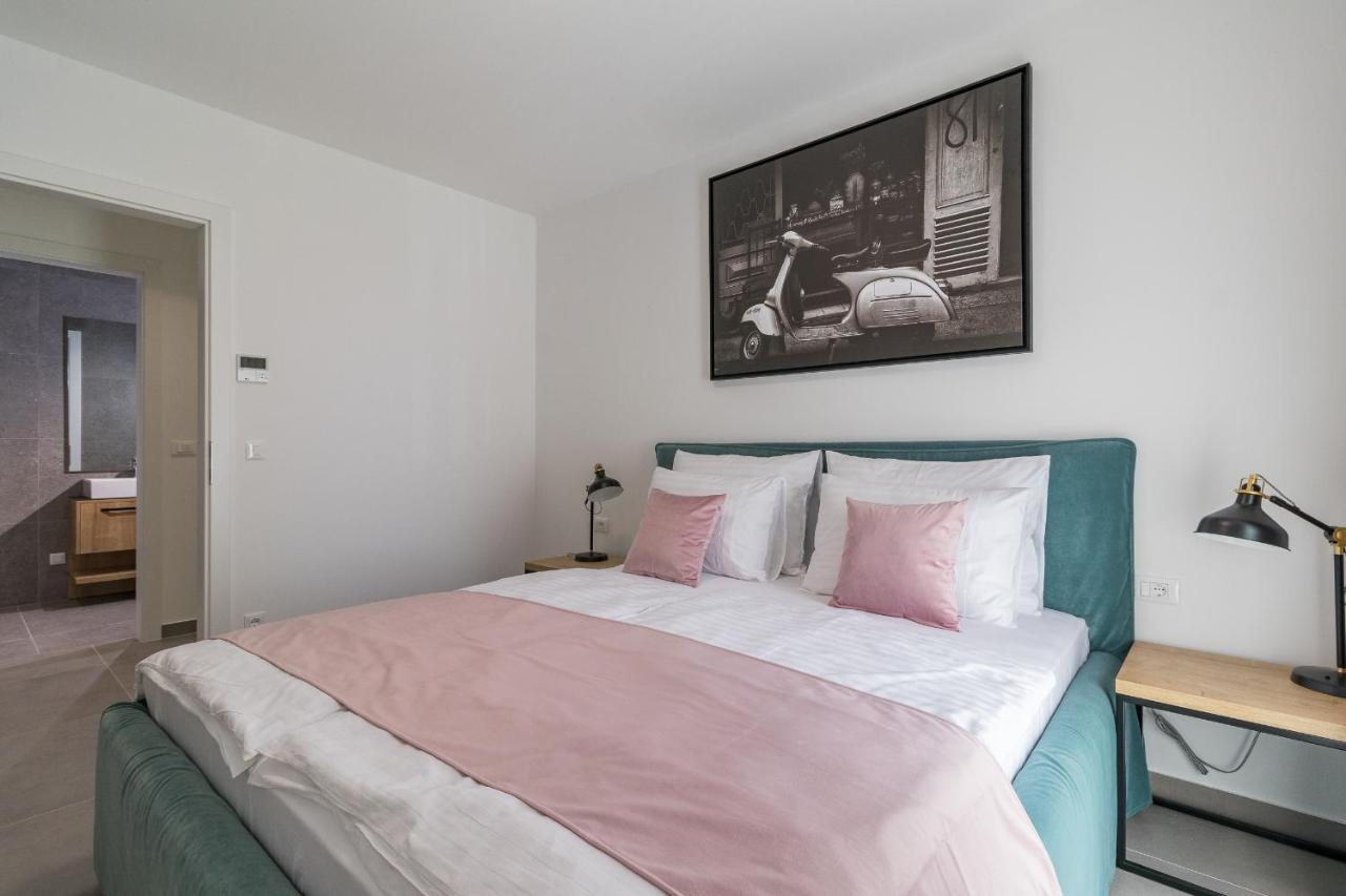 רוביני Luxury Apartments Magali 1 מראה חיצוני תמונה